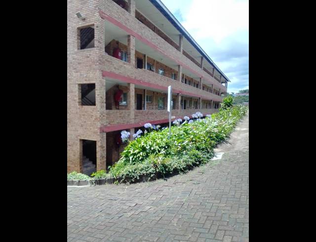 2 BEDROOM APARTMENT FOR SALE IN EMPANGENI CENTRAL